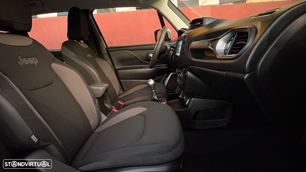Jeep Renegade 1.0 T Limited - 11