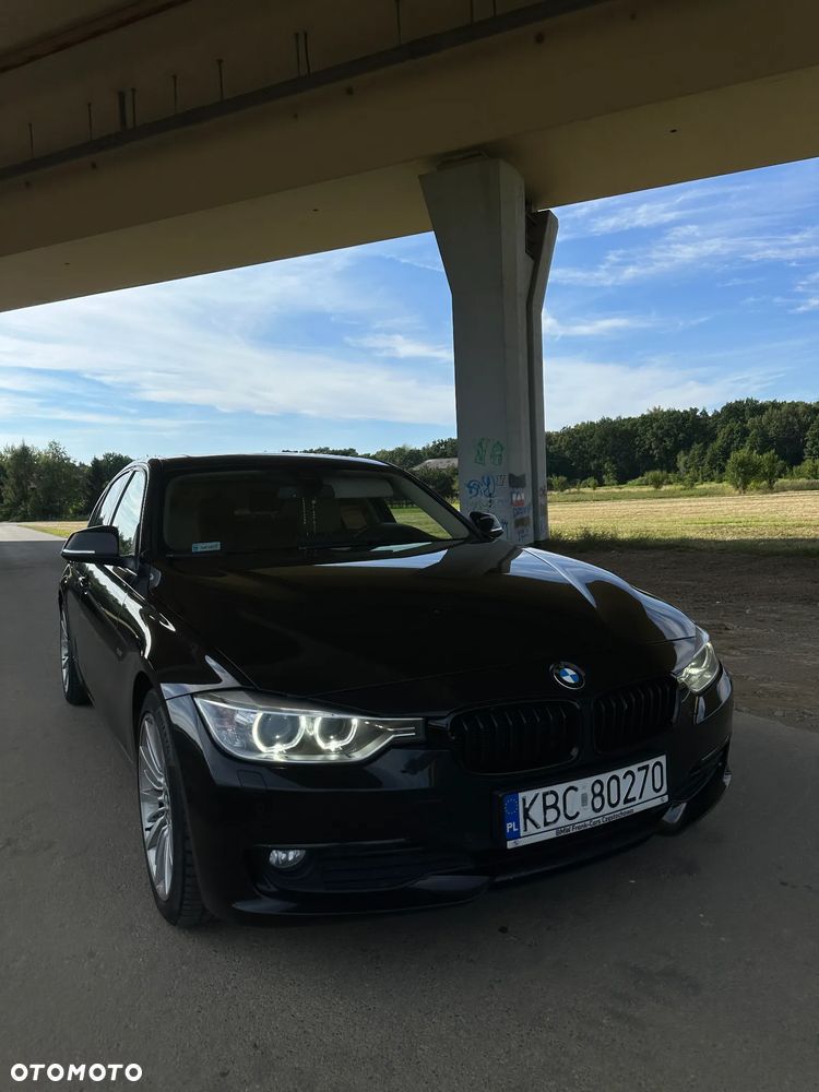 BMW Seria 3 320d Blue Performance Luxury Line - 9