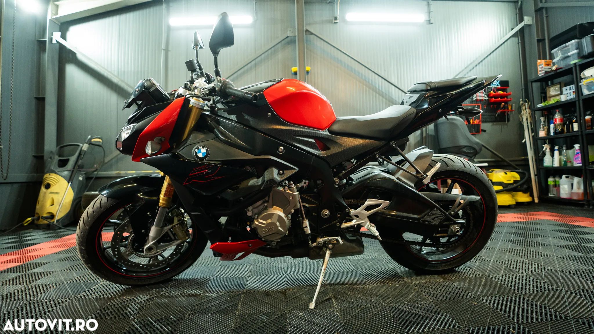 BMW S1000R - 1