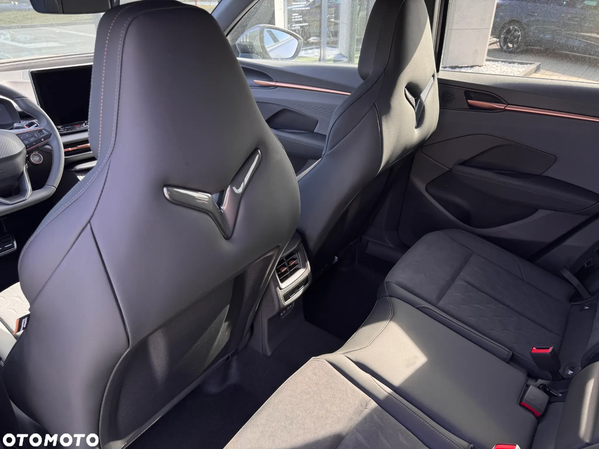 Cupra Terramar 1.5 eTSI mHEV DSG - 13
