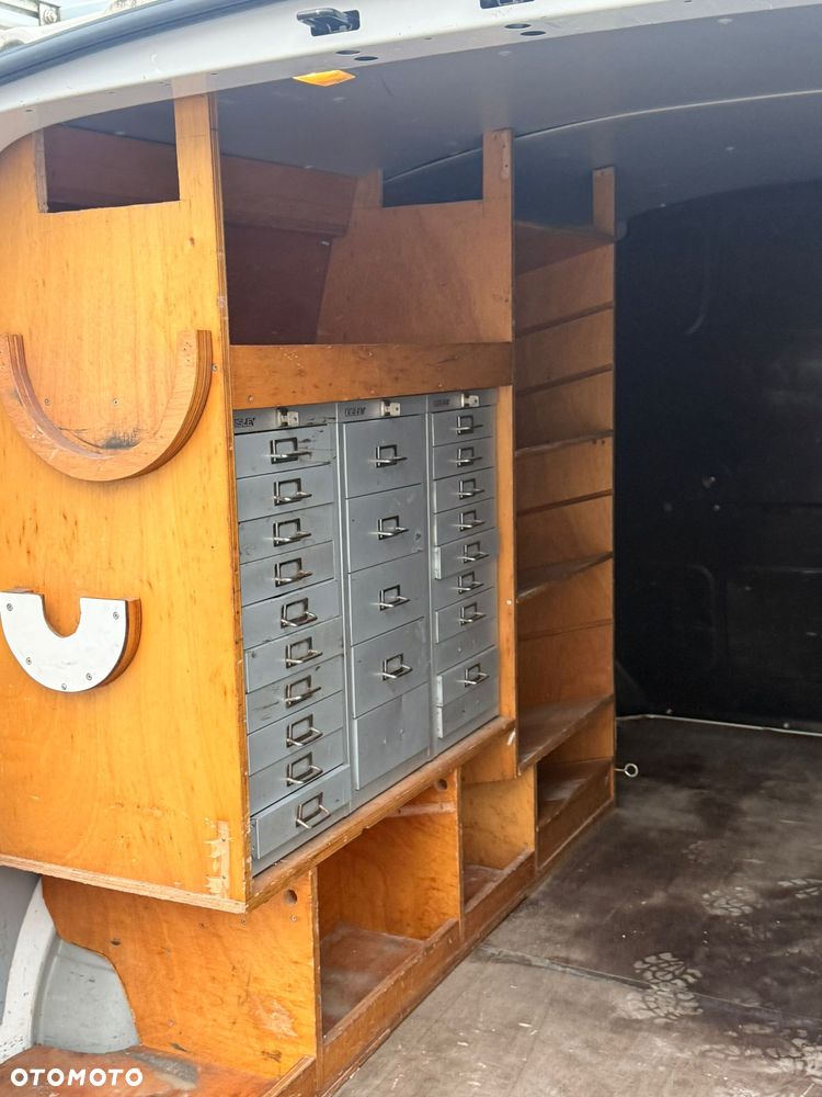 Volkswagen Transporter DSG Lang Plus Comfortline - 6