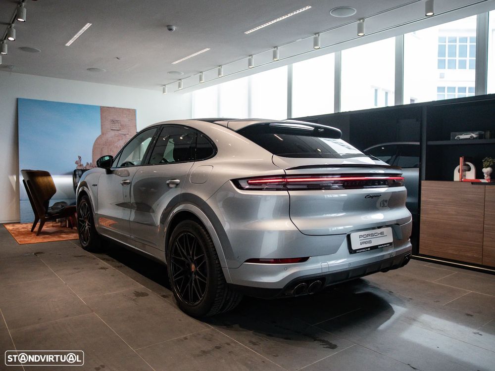 Porsche Cayenne Coupé E-Hybrid Black Edition - 10