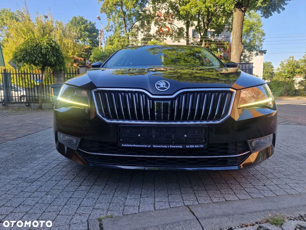 Skoda Superb Combi 1.6 TDI GreenLine - 10