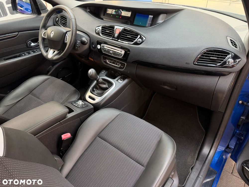 Renault Scenic - 38