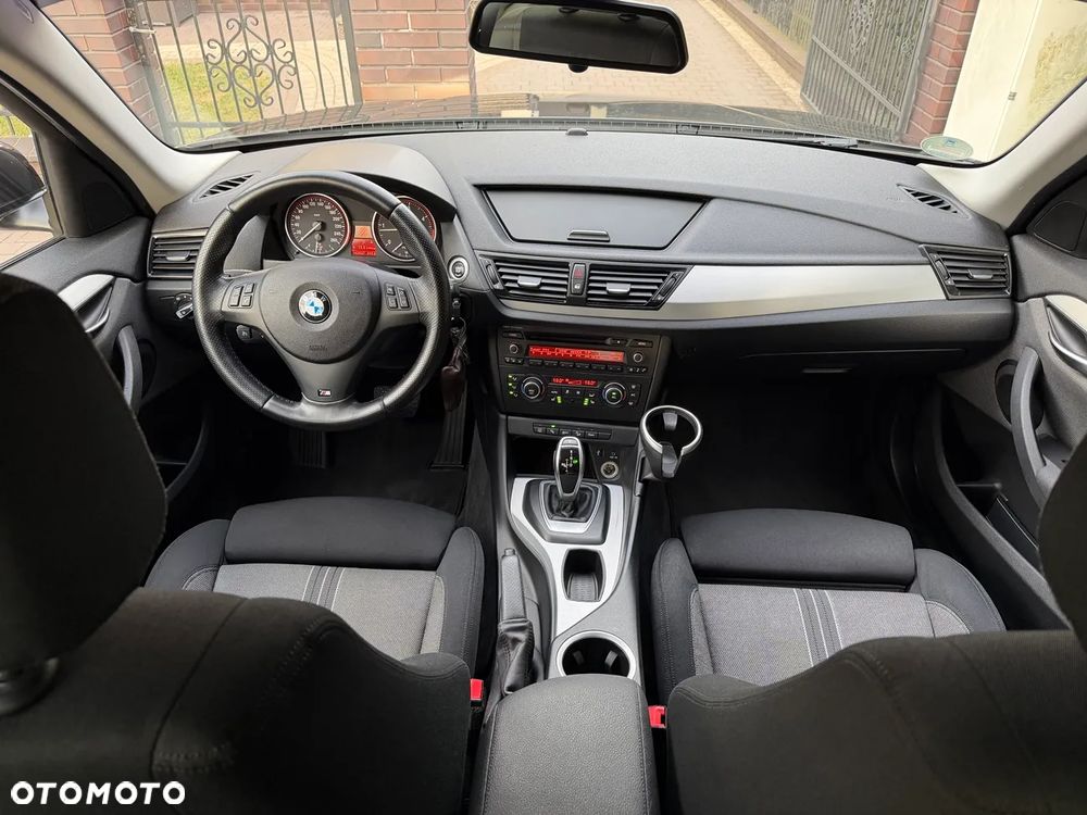 BMW X1 xDrive18d Sport Line - 23