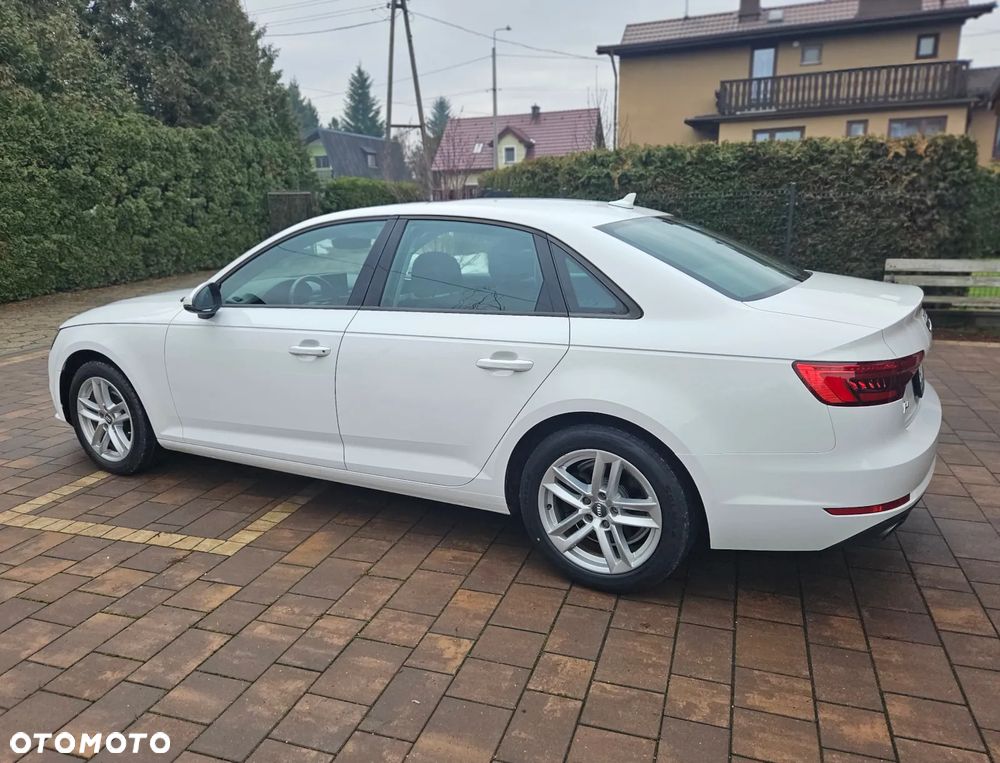 Audi A4 Limousine 2.0 TFSI ultra S tronic design - 11
