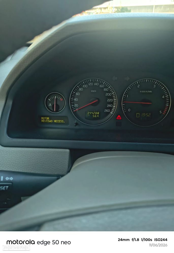 Volvo XC 90 2.4 D5 7L Nivel 2 Auto. - 1