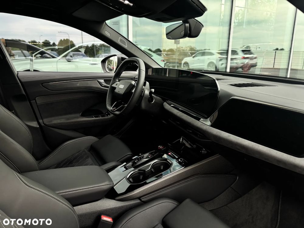 Audi A6 Avant e-Hybrid 220 kW Quattro S tronic - 12