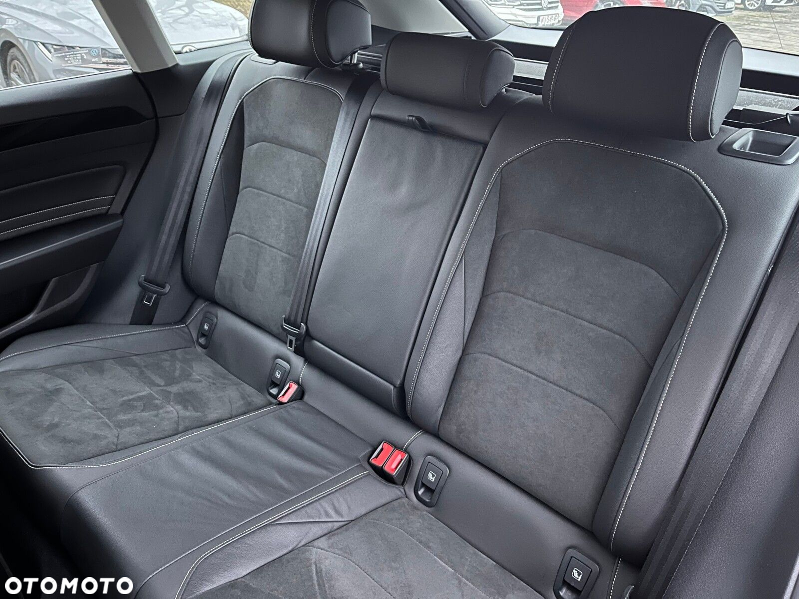 Volkswagen Arteon 2.0 TDI Elegance DSG - 25