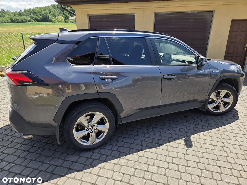 Toyota RAV4 - 5