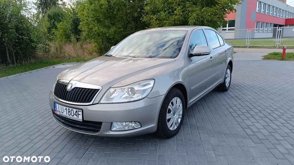 Skoda Octavia 1.6 Ambition - 2