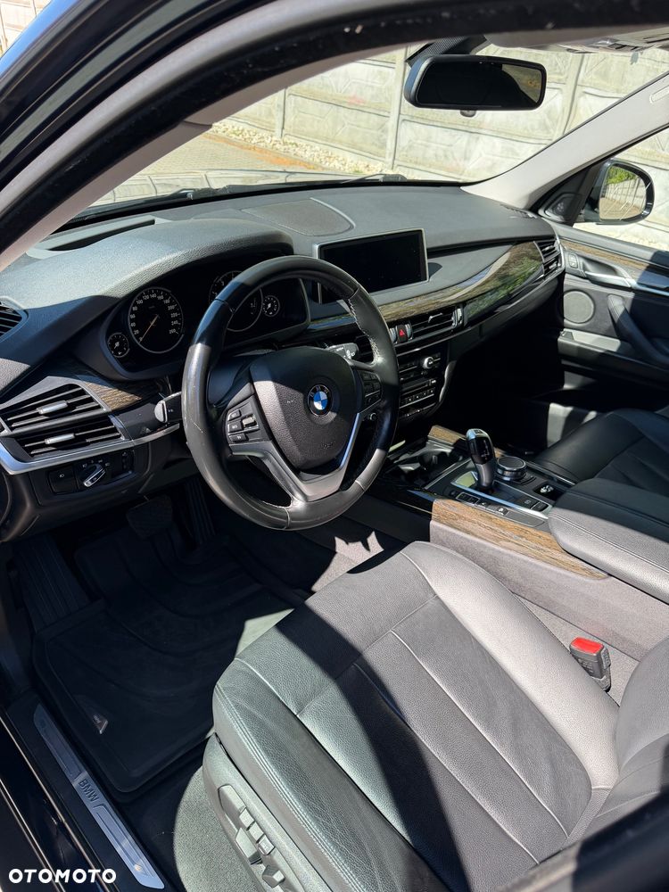 BMW X5 xDrive35i - 8