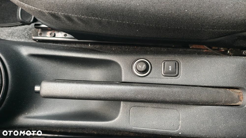 Skoda Fabia 1.2 HTP Classic - 16