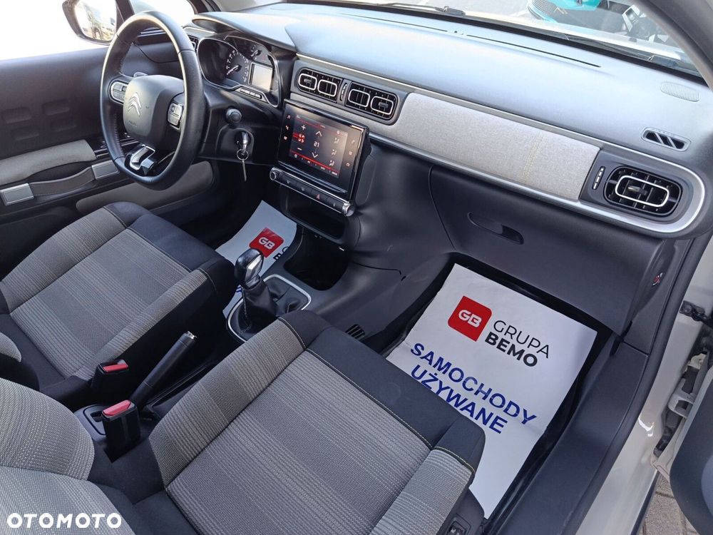 Citroën C3 1.2 PureTech Shine - 17