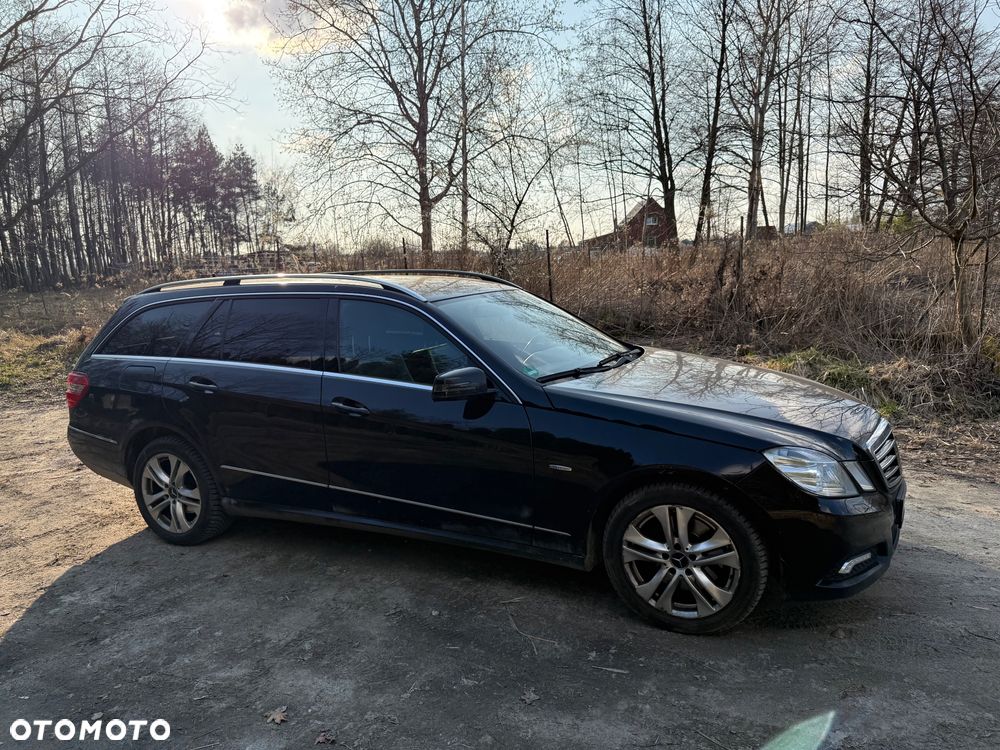 Mercedes-Benz Klasa E 350 CDI DPF BlueEFFICIENCY 7G-TRONIC Avantgarde - 4