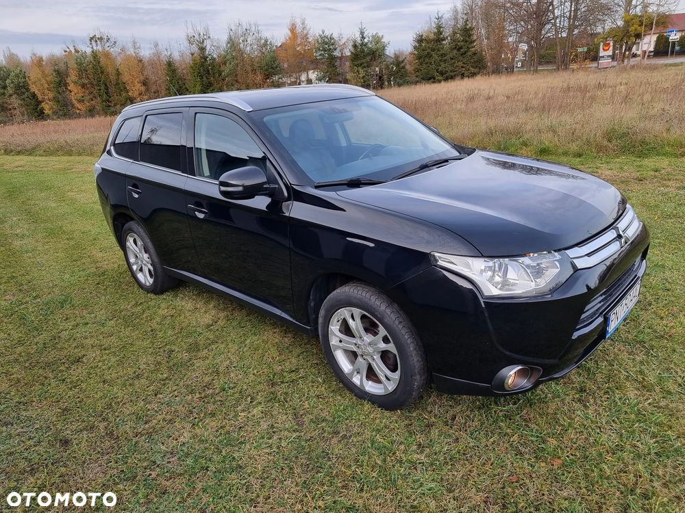Mitsubishi Outlander 2.2 DI-D 2WD Invite - 3