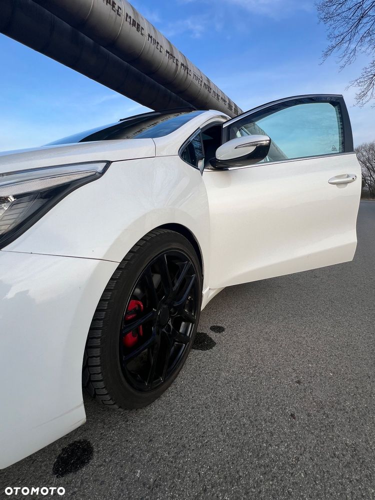 Kia Ceed 1.6 T-GDI GT - 24