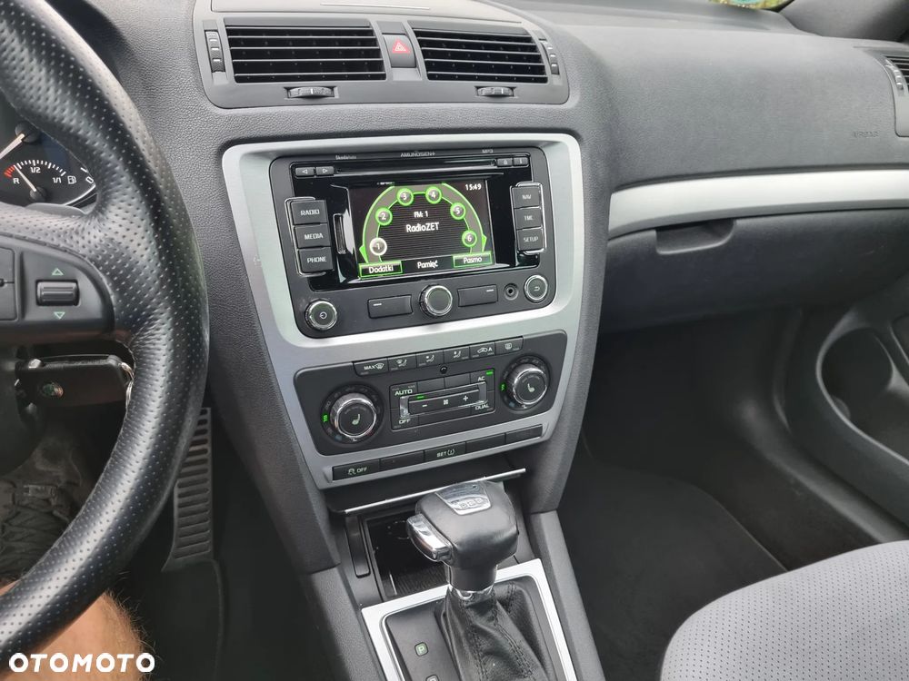 Skoda Octavia 2.0 TDI DPF RS DSG - 17
