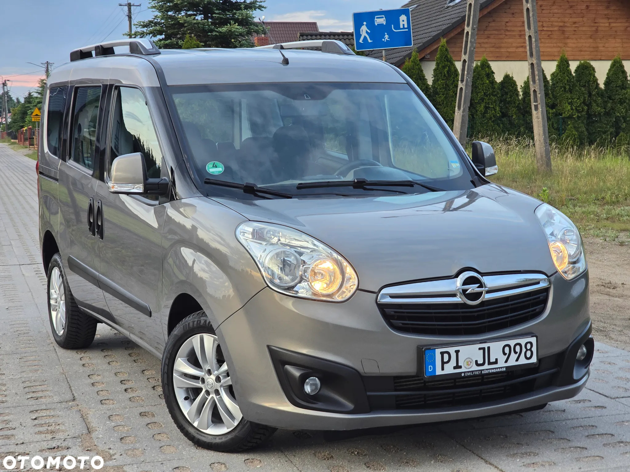 Opel Combo Tour 2.0 CDTI Cosmo - 10