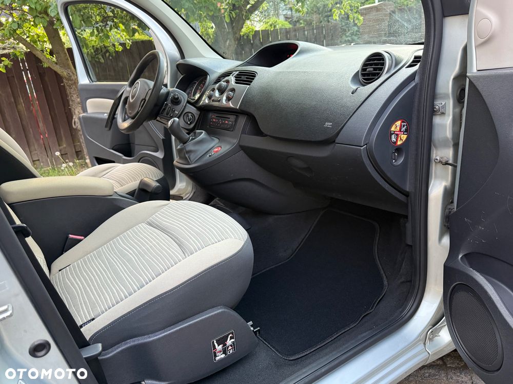 Renault Kangoo 1.6 16V 105 Happy Family - 16