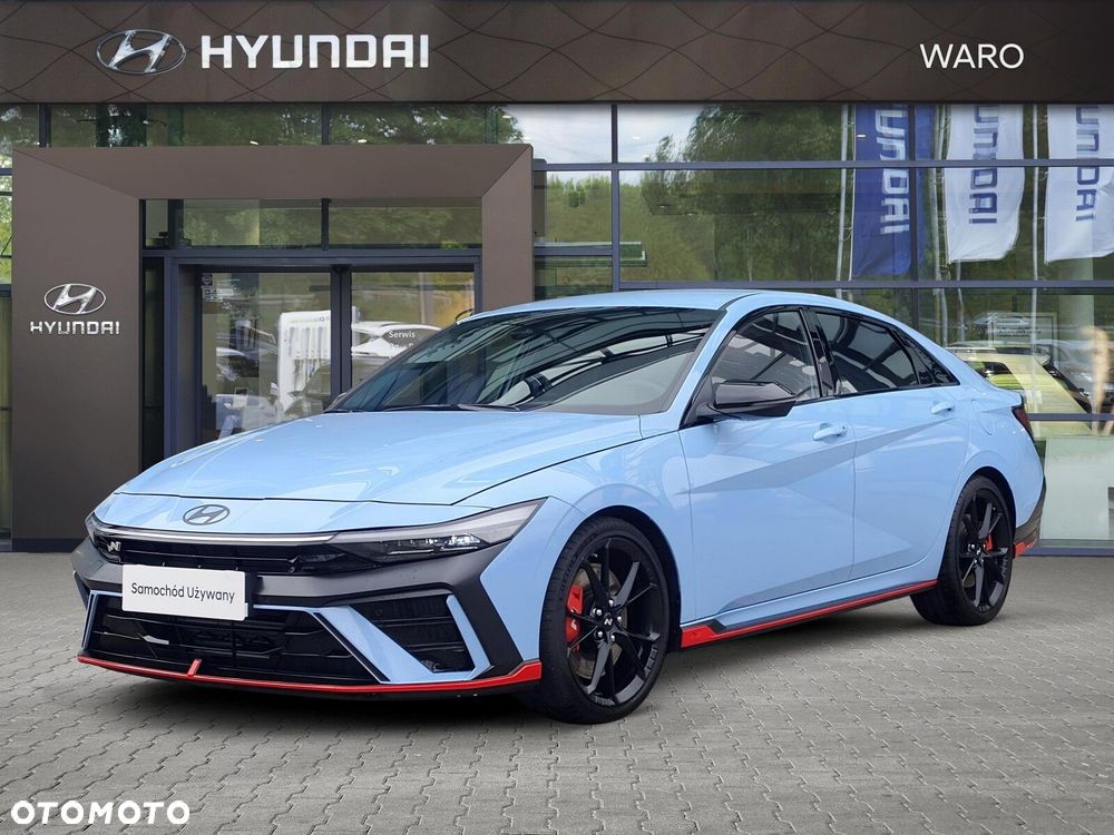 Hyundai Elantra - 2