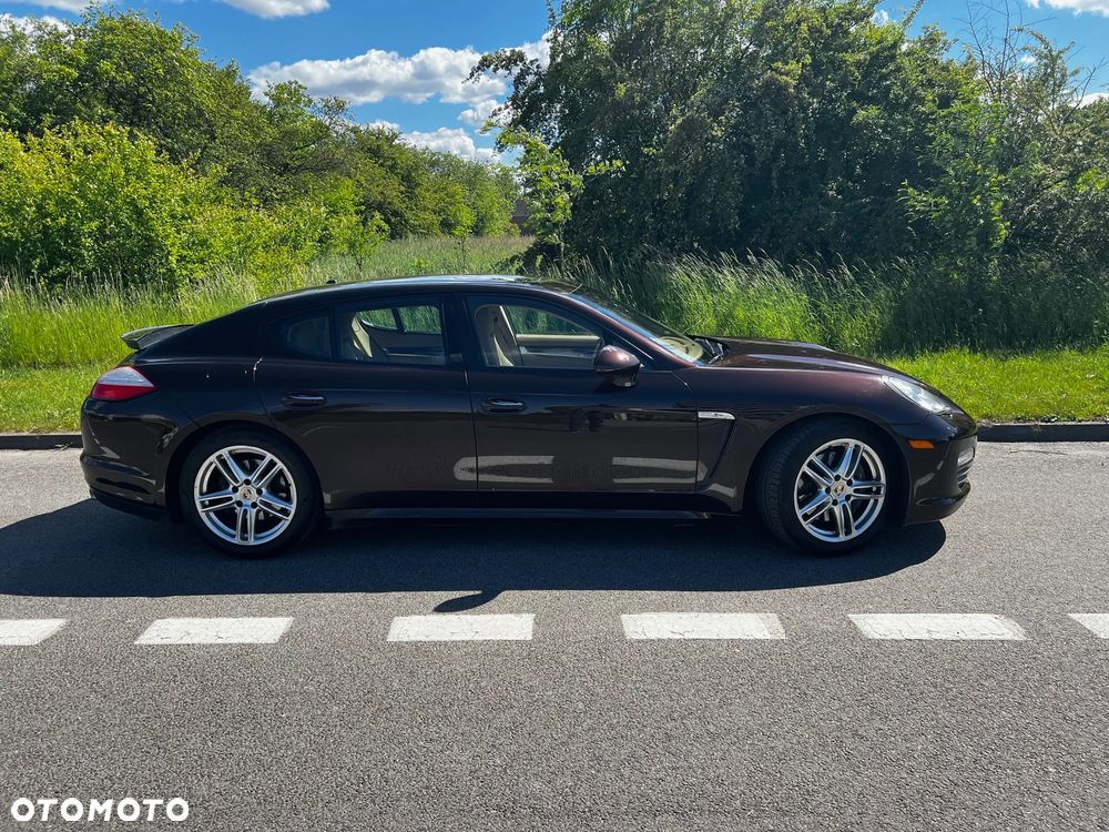 Porsche Panamera 4 - 17