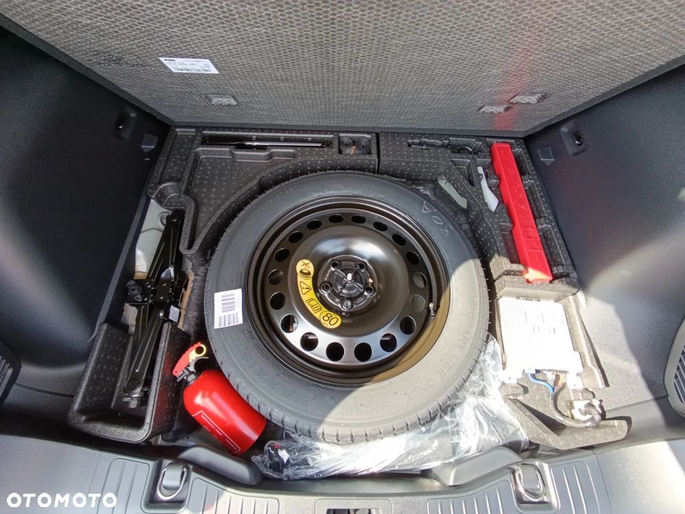 Ford Kuga 2.5 FHEV FWD ST-Line X - 15
