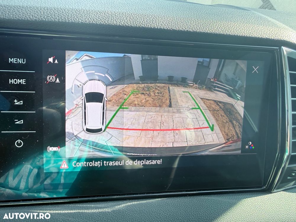 Skoda Karoq 2.0 TDI SCR 4x4 DSG Style - 24