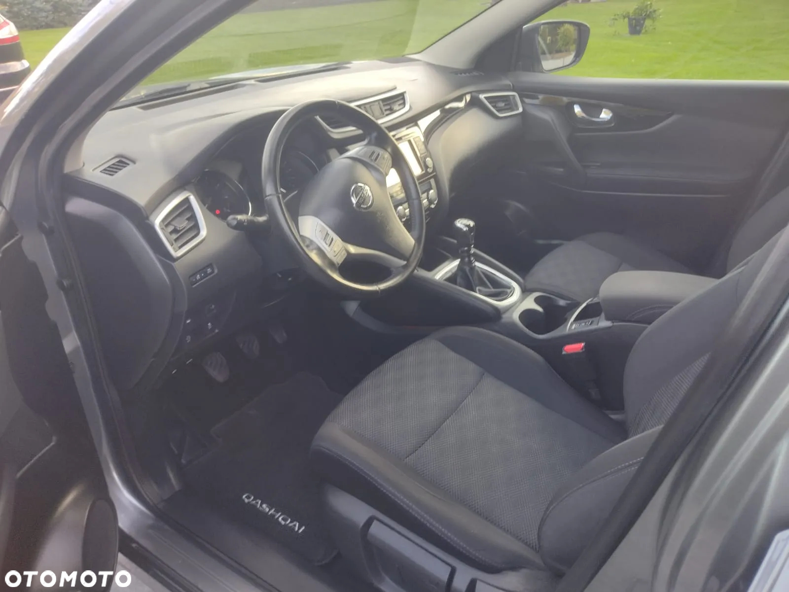 Nissan Qashqai 1.2 DIG-T Tekna EU6 - 15