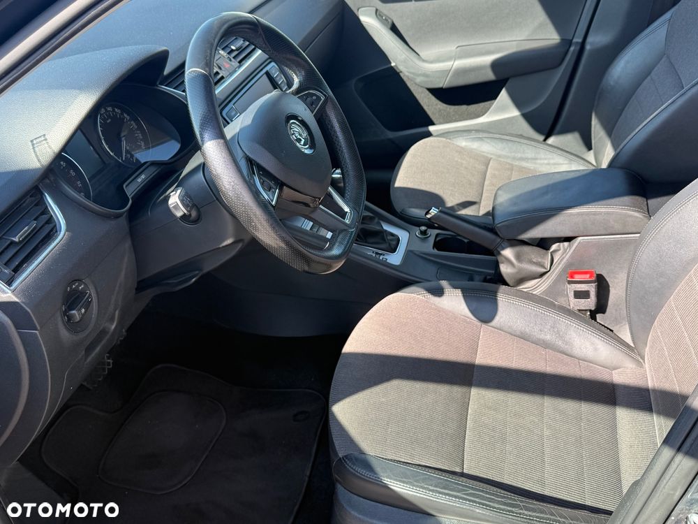 Skoda Octavia 2.0 TDI Elegance DSG - 10
