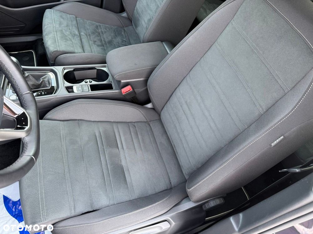 Volkswagen Touran 2.0 TDI BMT Highline DSG - 11
