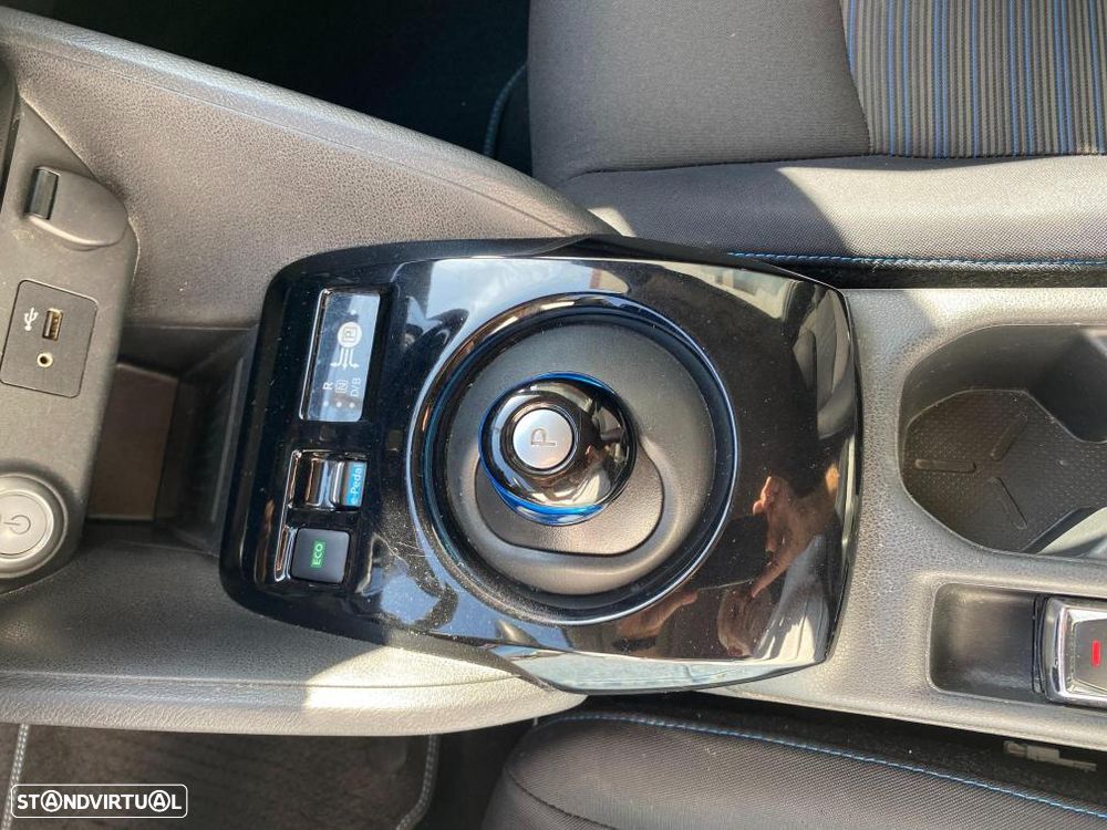 Nissan Leaf N-Connecta - 18
