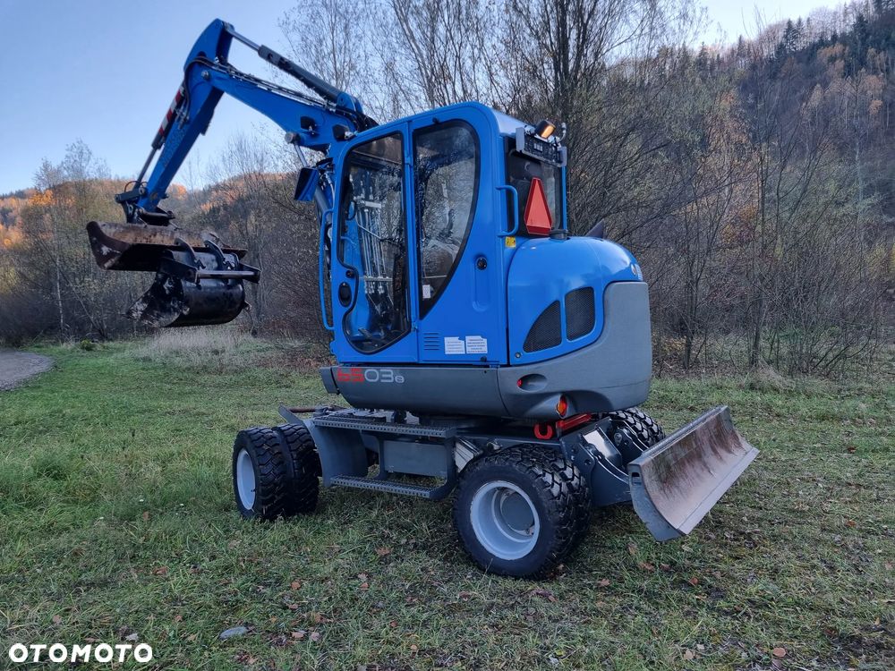 Wacker Neuson 6503 wersja 7 Koparka Kołowa 8 ton 3x łamane ramie Tylko 929 mtg jak Nowa z Salonu 2015r Import Norwegia Silnik YANMAR zero luzów wycieków 2 łyżki Okazja KLIMA Pompa ON - 13