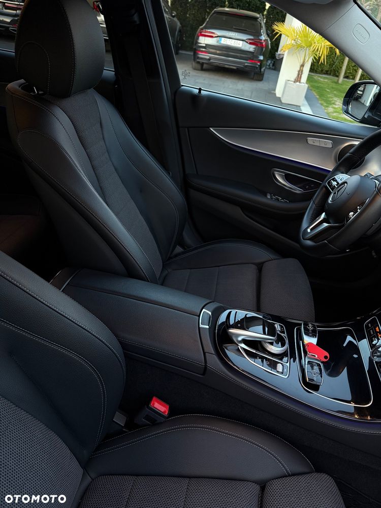 Mercedes-Benz Klasa E 300 de 9G-TRONIC Avantgarde - 34