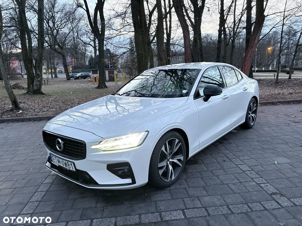 Volvo S60 T4 R-Design - 3