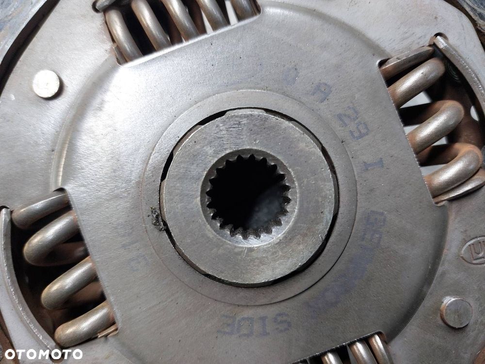 SPRZĘGŁO TARCZA + DOCISK + ŁOŻYSKO OPOROWE FIAT PANDA II 1.1 8V - 4