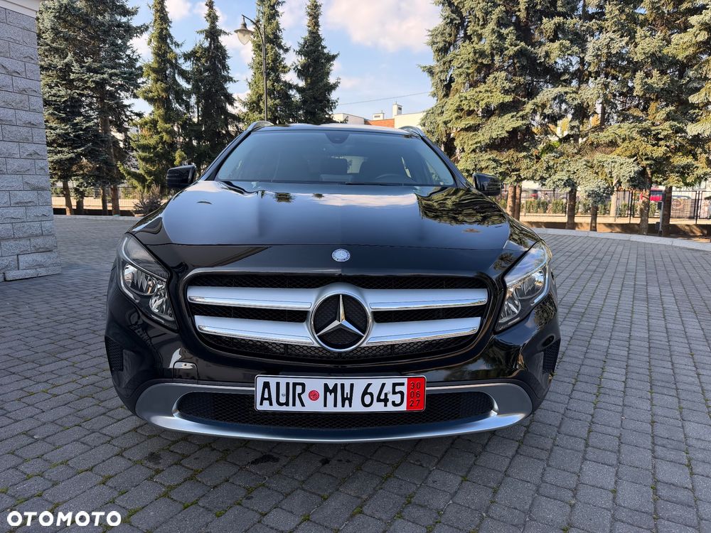 Mercedes-Benz GLA - 5