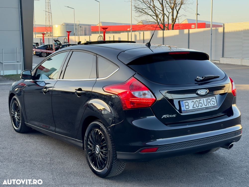 Ford Focus 2.0 TDCI DPF Powershift Titanium - 16