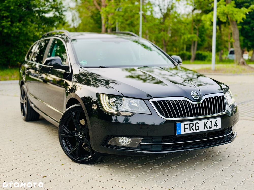 Skoda Superb 2.0 TDI Green tec DSG Exclusive - 23