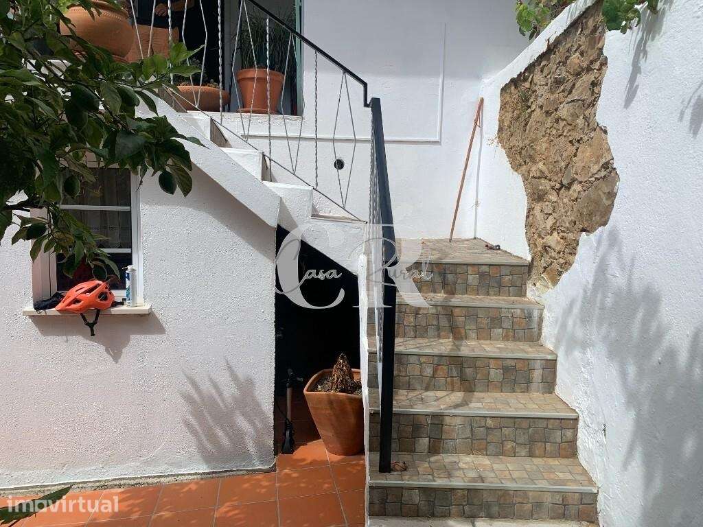 Linda moradia isolado em pedra, com 2 a 3 quartos, situada na aldeia p - Grande imagem: 3/33