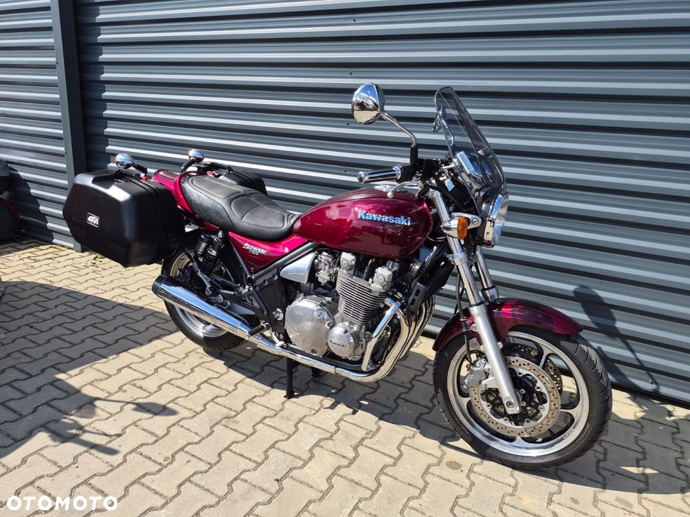 Kawasaki Zephyr - 4