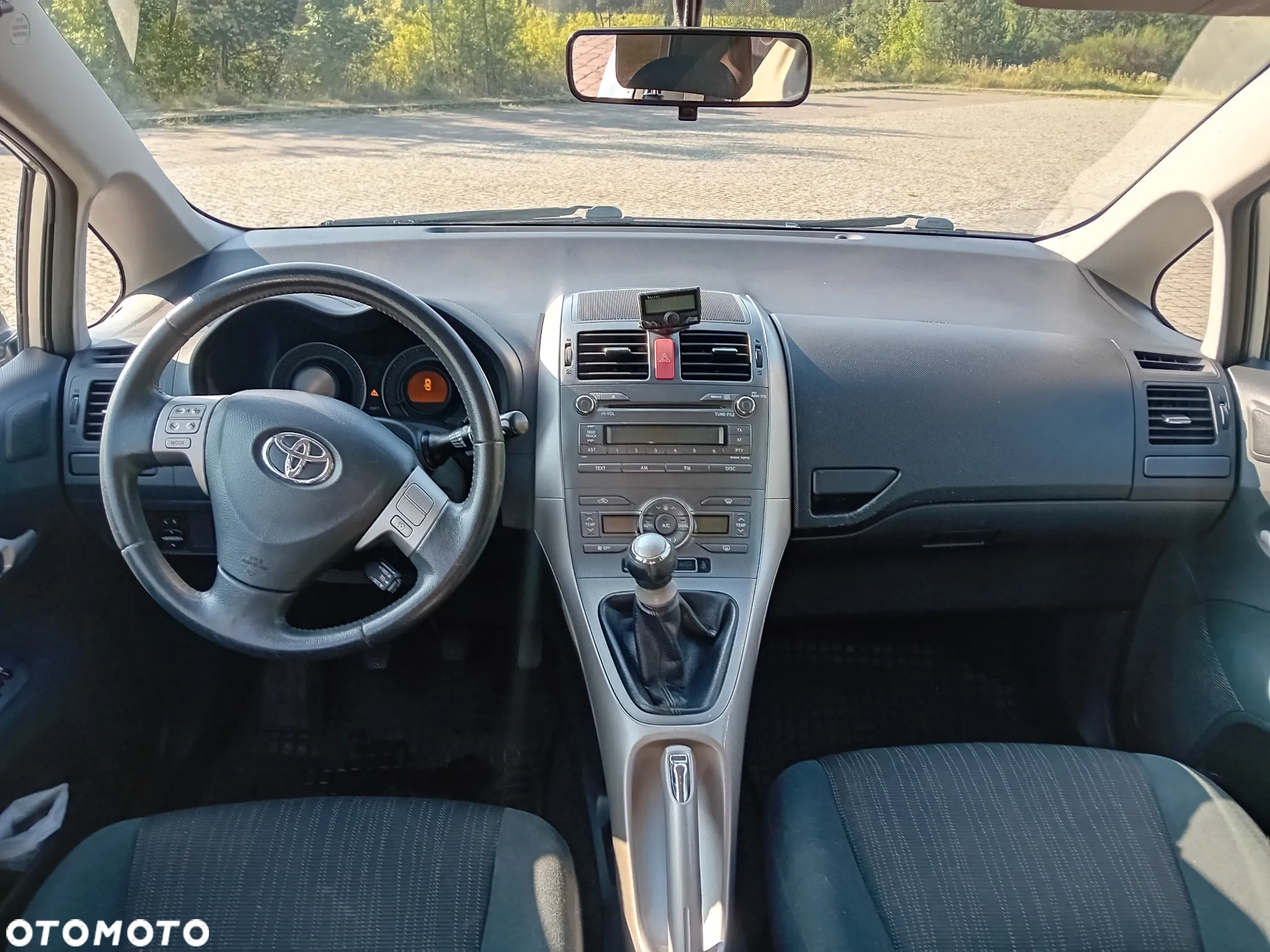Toyota Auris - 10