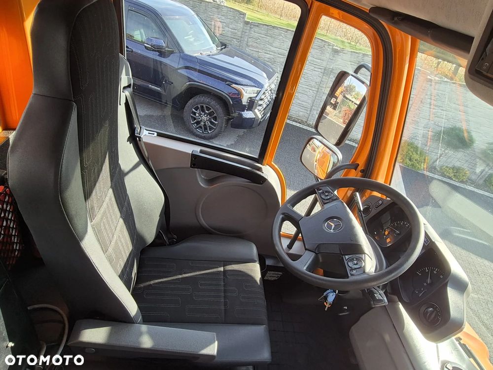 Unimog U530  300KM  4x4   Euro6 - 6