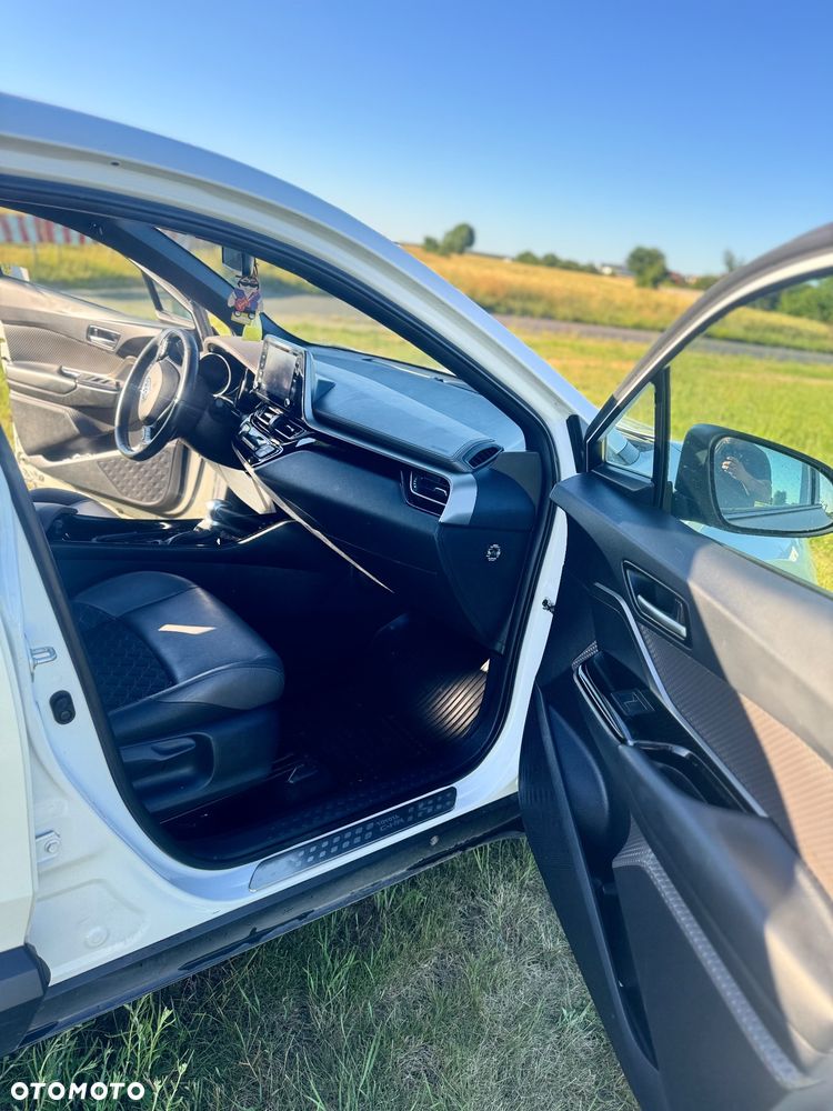 Toyota C-HR 2.0 Hybrid Executive - 9