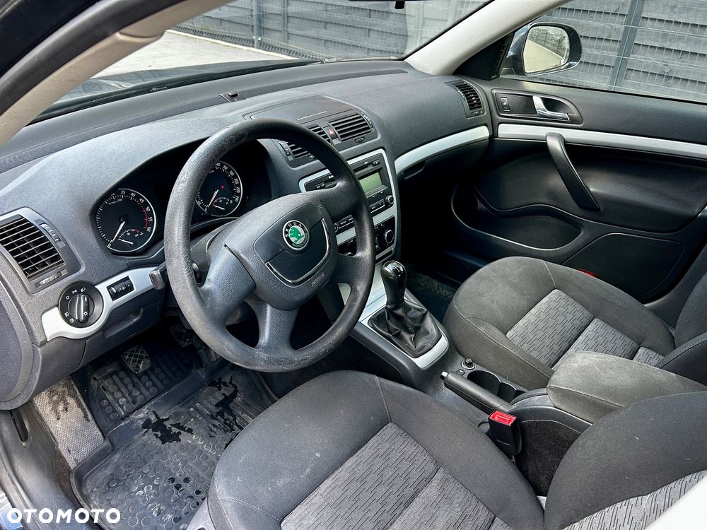 Skoda Octavia 1.9 TDI Ambiente - 9