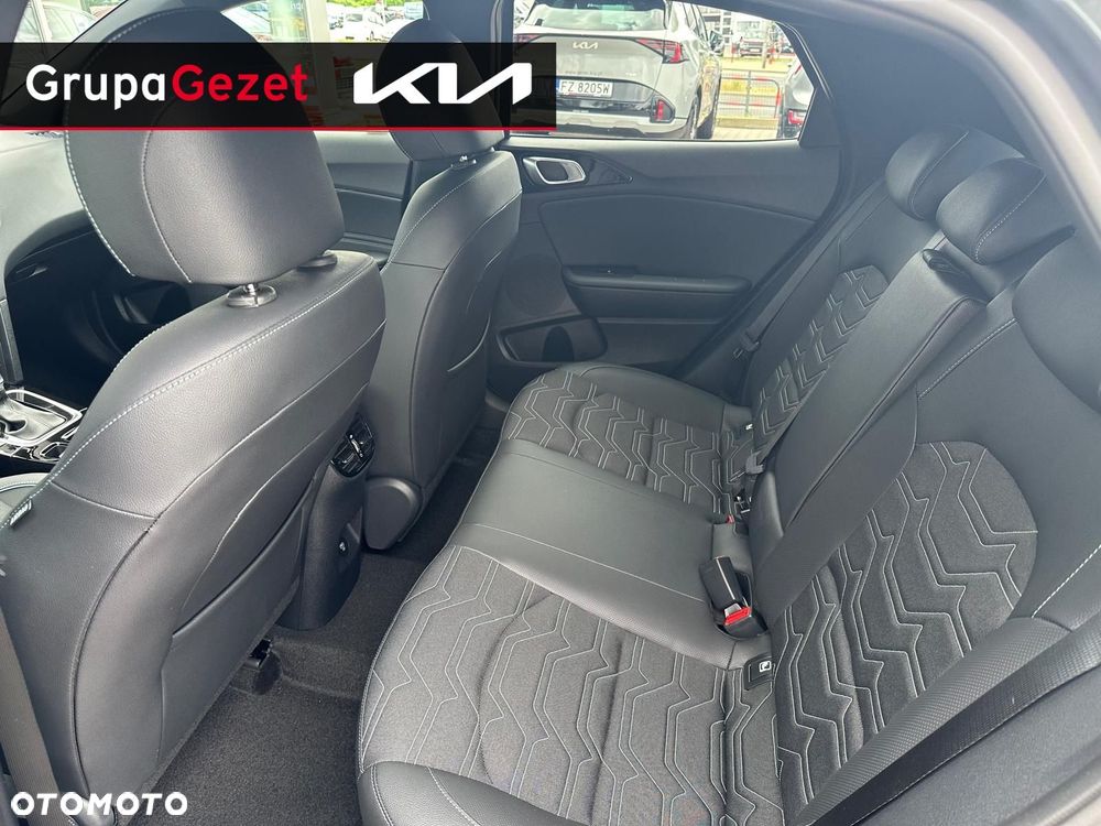 Kia XCeed 1.6 T-GDI Tribute DCT - 13