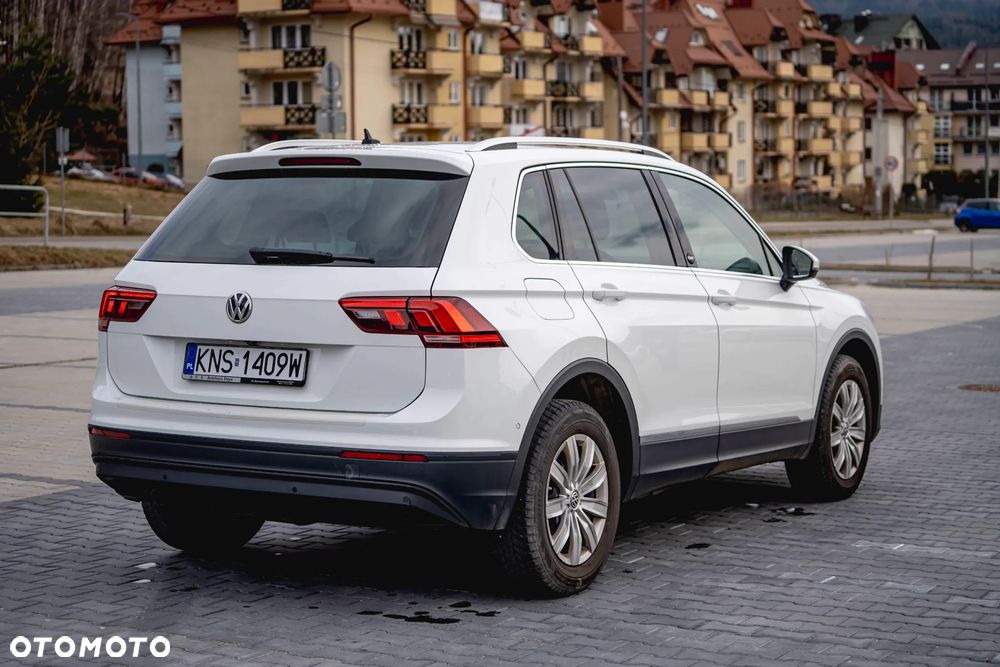 Volkswagen Tiguan 2.0 TDI SCR 4MOTION (BlueMotion Techn.) DSG Sound - 6