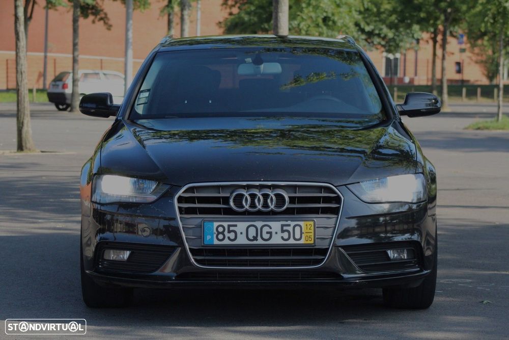 Audi A4 Avant 2.0 TDI Business Line - 9