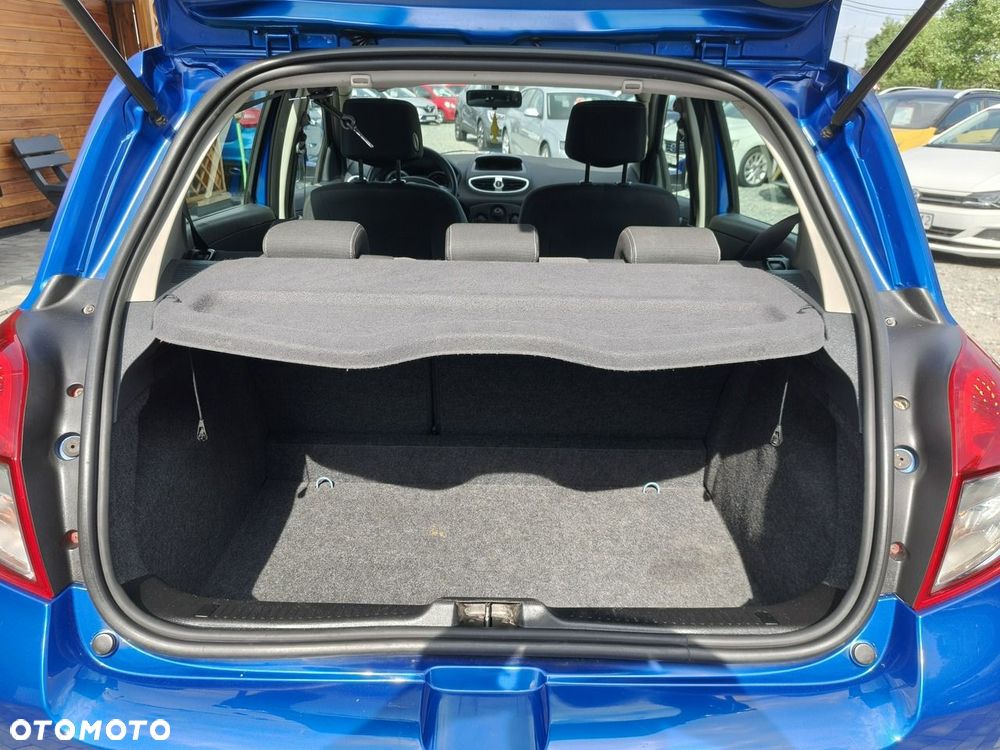 Renault Clio - 27