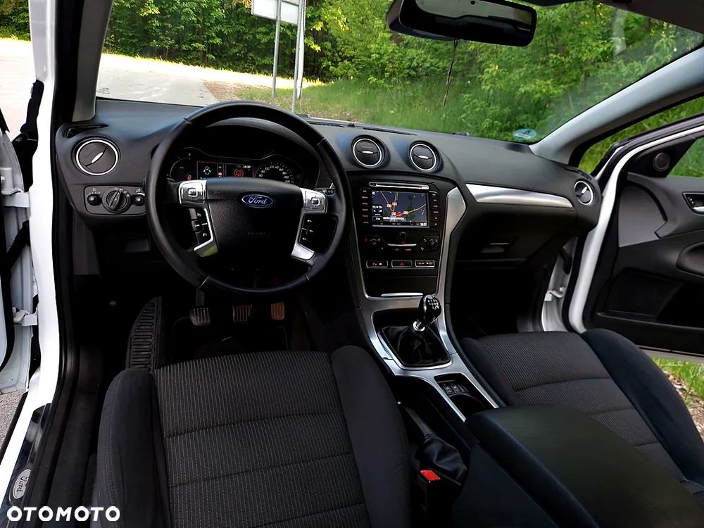 Ford Mondeo 2.0 TDCi Titanium - 38
